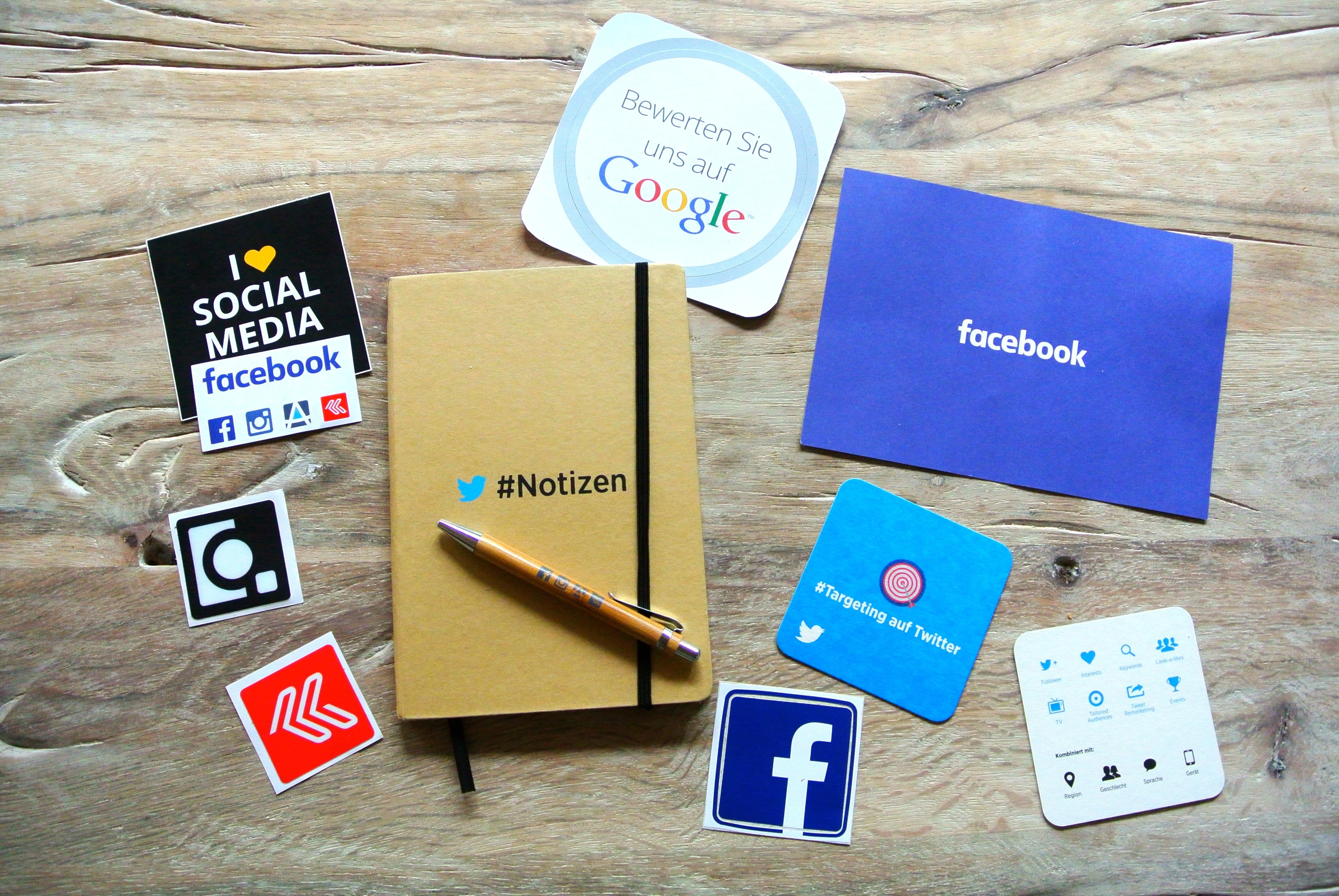 The Complicated Society And The Role Of Social Media Left Write Left 